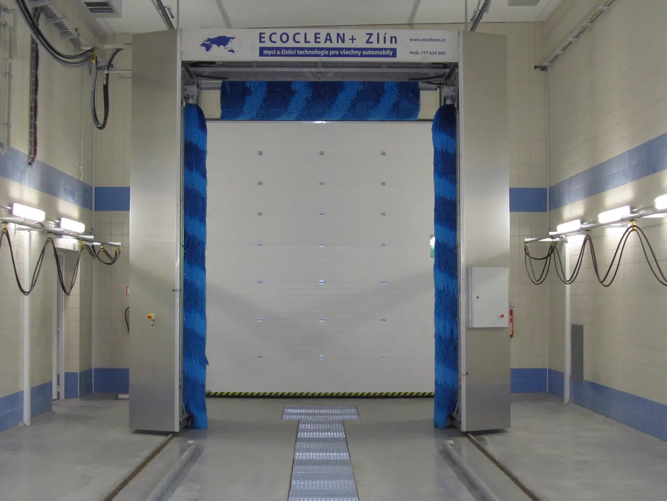 Mycí hala ECOCLEAN+ Zlín s&nbsp;portálovou mycí linkou